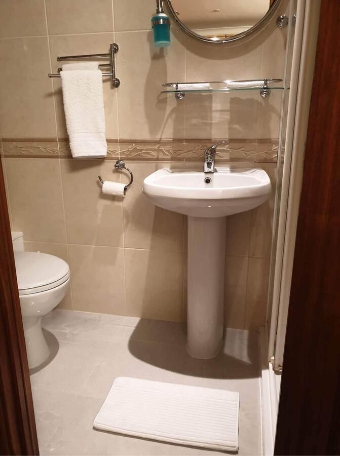 Проживание в семье Cosy double Room, 15minutes from Airport, 4 Бланчардстаун-22